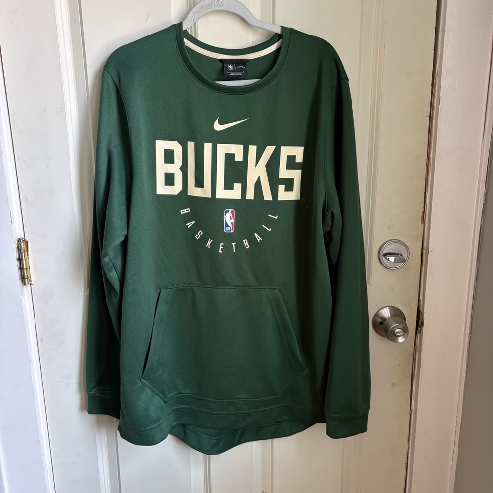 Nike Dri-FIT Forest Green Top